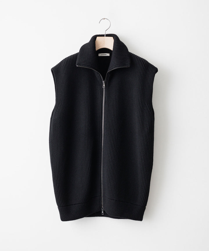 INTERIM(インテリム)の22AWコレクションのHYPER BIG HAND FRAMED DRIVERS ZIP KNIT VESTのBLACK