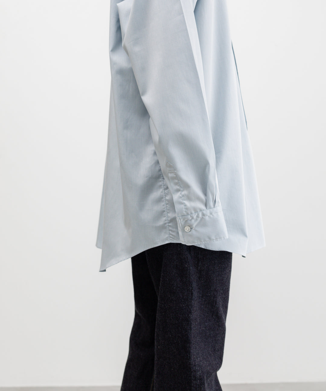 INTERIM(インテリム)の22AWコレクションのHYPER BIG 200/2 SUPIMA TWILL REGULAR COLLAR SHIRTの L.BLUE