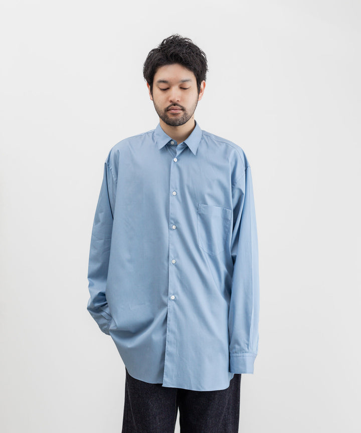 INTERIM(インテリム)の22AWコレクションのHYPER BIG 200/2 SUPIMA TWILL REGULAR COLLAR SHIRTのBLUE