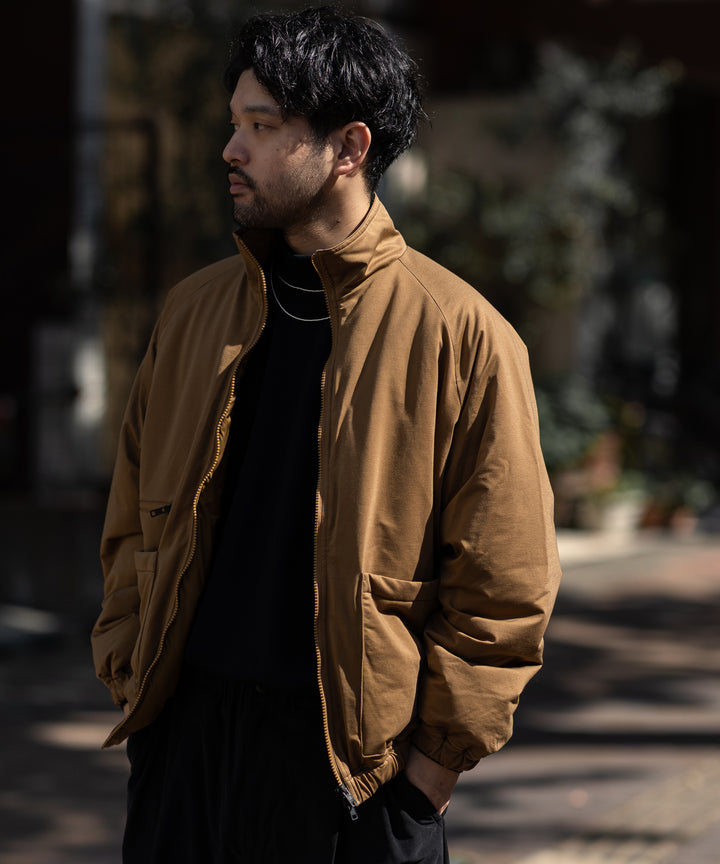 KANEMASA(カネマサ)の22AWコレクションのTYPEWRITER KNIT PCU BLOUSONのCOYOTE