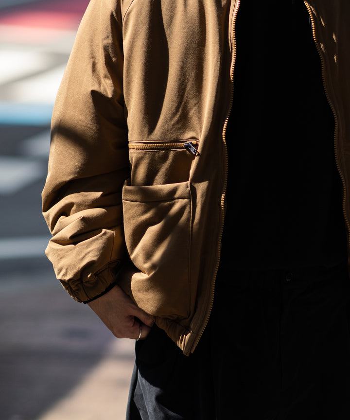 KANEMASA(カネマサ)の22AWコレクションのTYPEWRITER KNIT PCU BLOUSONのCOYOTE