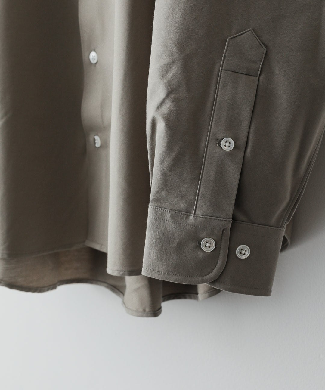 【KANEMASA】ROYAL OX DRESS KNIT SHIRT LOOSE FIT - KHAKI