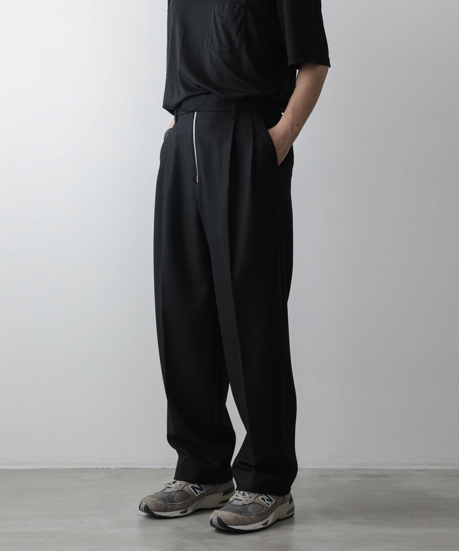 【stein】EX WIDE TAPERED BARE ZIP TROUSERS -  BLACK(MELTON)