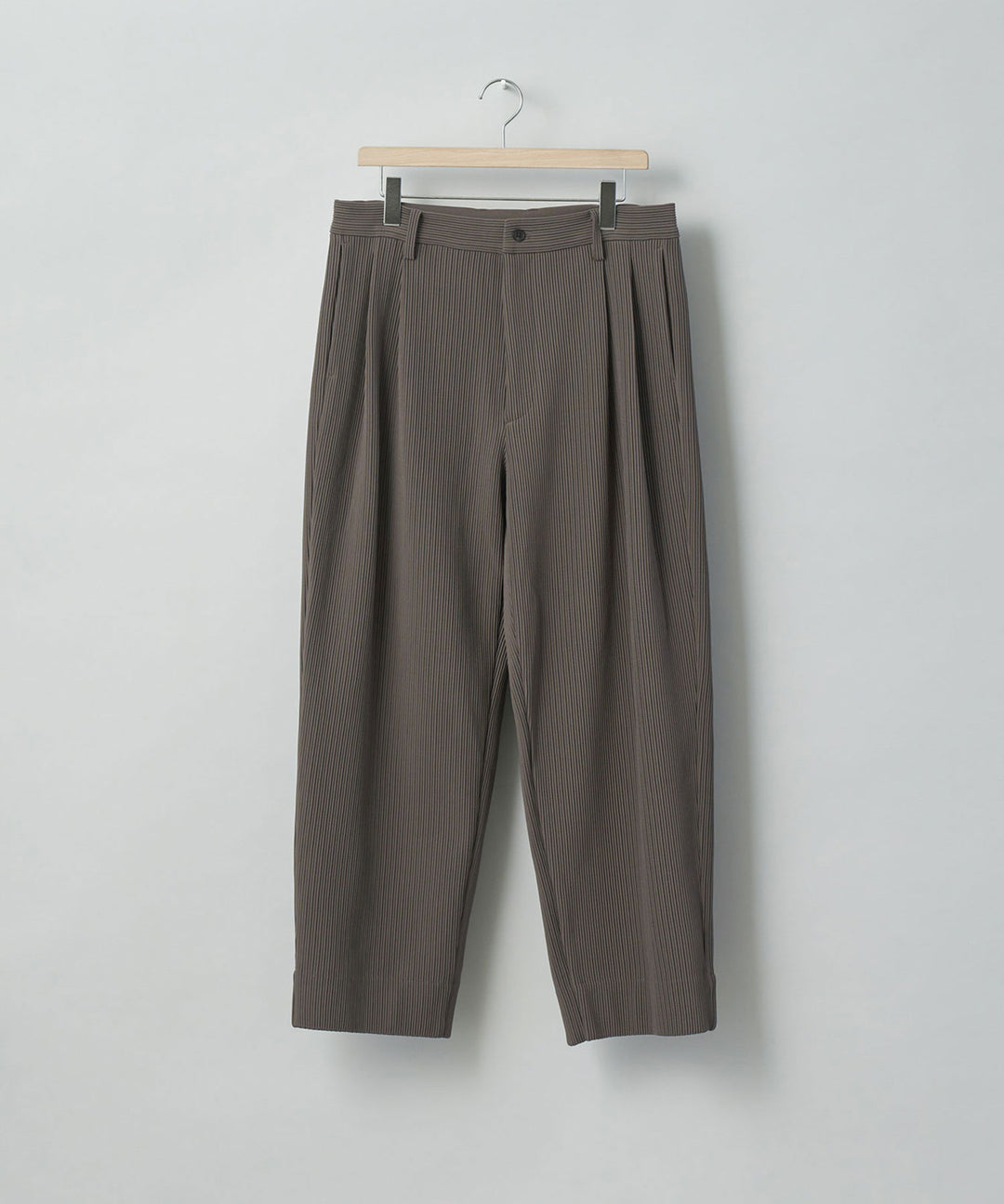 【stein】GRADATION PLEATS TWO TUCK TROUSERS - D.GREIGE シュタイン 23SS sessionセッション 福岡セレクトショップ 公式通販サイト