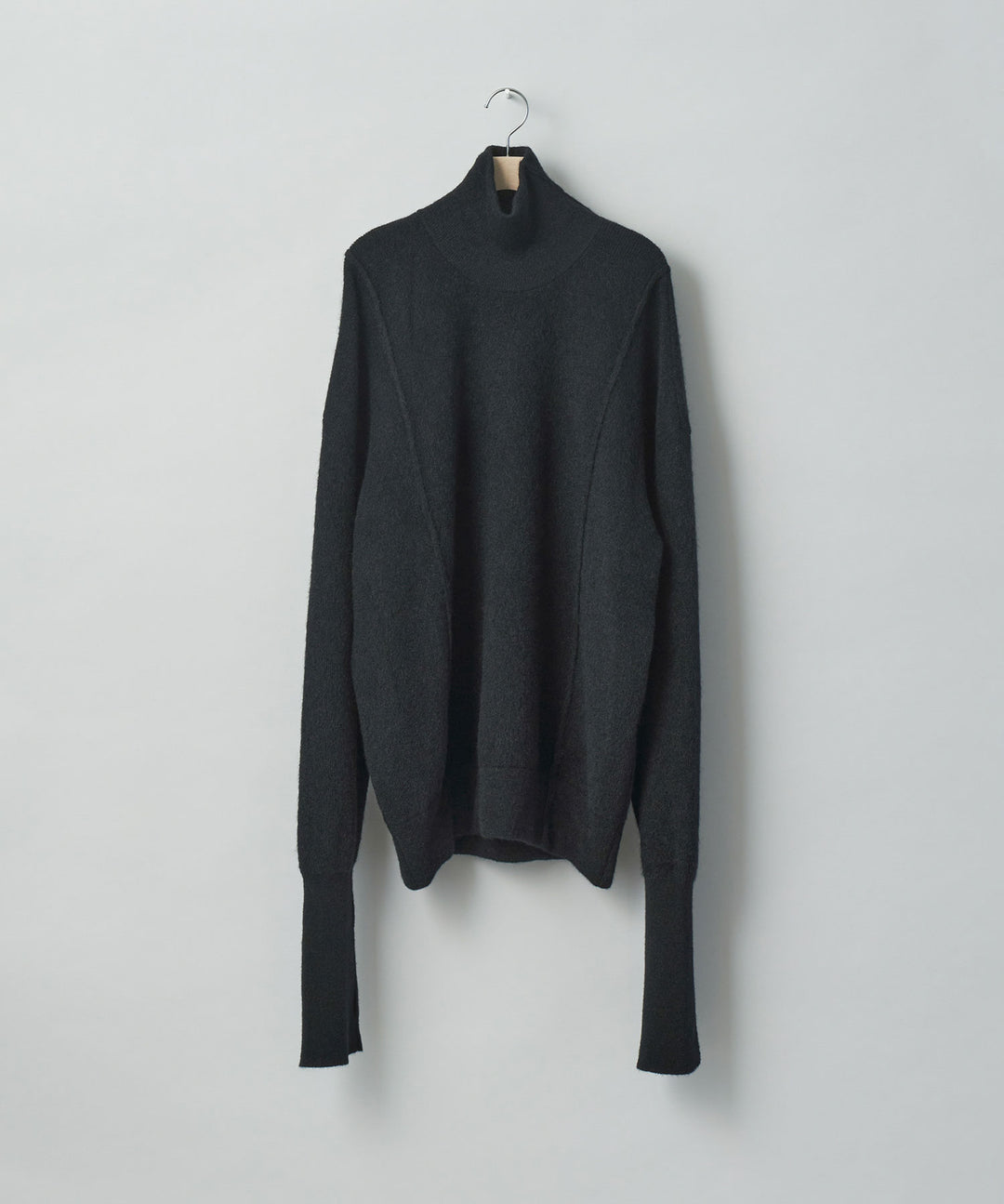 stein(シュタイン)の23SSコレクションのEXTRA FINE KID MOHAIR TURTLE NECK LSのBLACK