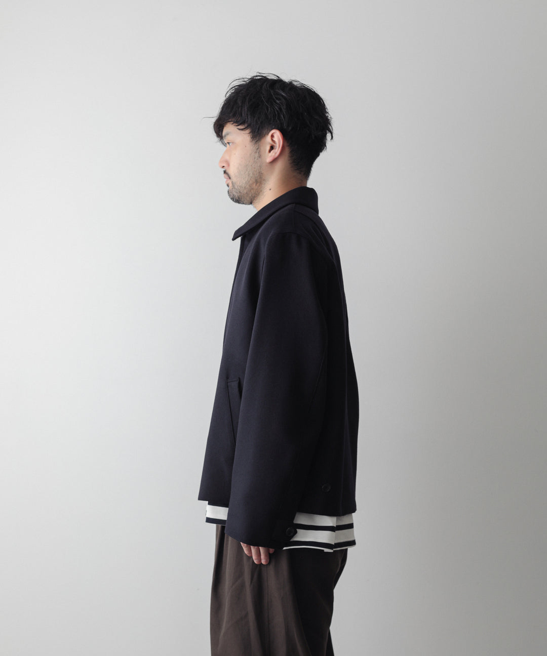 INTERIM(インテリム)の22AWコレクションのCASHMERE25 HARRINGTON JACKETのNAVY BLACK