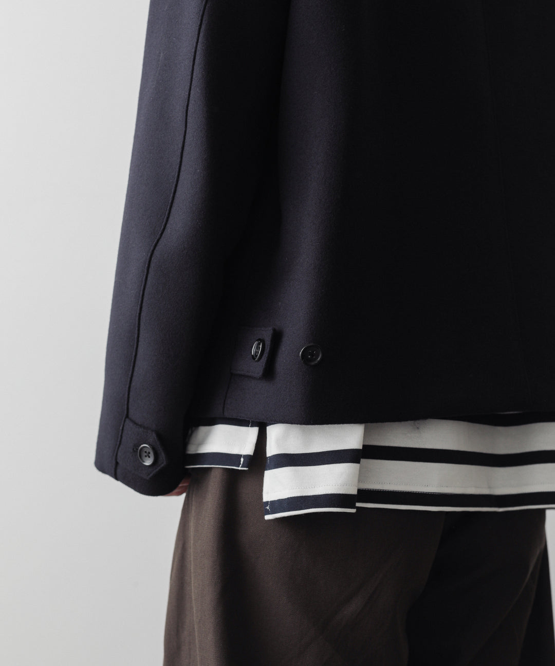 INTERIM(インテリム)の22AWコレクションのCASHMERE25 HARRINGTON JACKETのNAVY BLACK