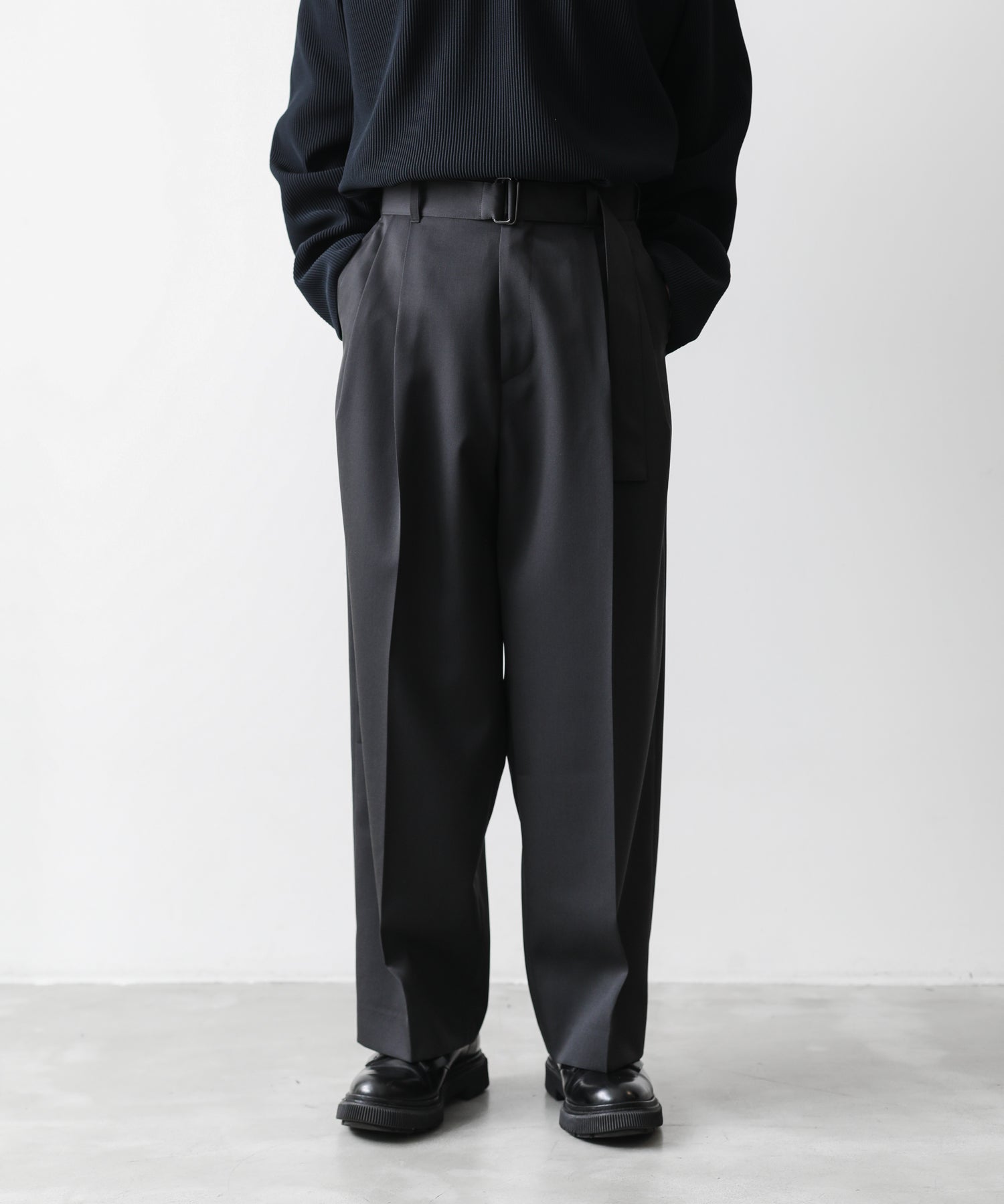 stein】BELTED WIDE STRAIGHT TROUSERS | 公式通販サイト session ...