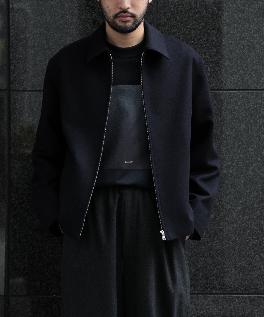INTERIM(インテリム)の22AWコレクションのCASHMERE25 HARRINGTON JACKETのNAVY BLACK